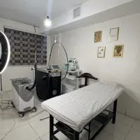مرکز لیزر و کلینیک زیبایی دیبا