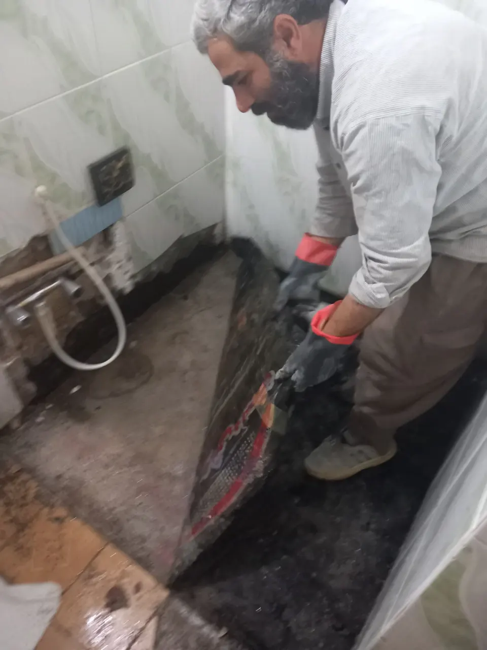 لوله کشی آب فاضلاب فتحی