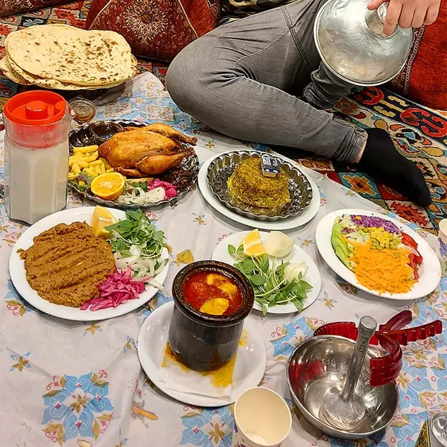 سفره خانه سنتی سماع