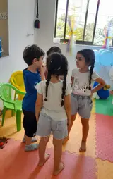 مجموعه کودک شادن