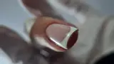 خدمات و آموزش کاشت ناخن روشنک