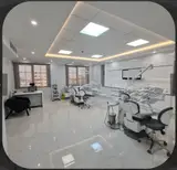 متخصص جراحي لثه و ايمپلنت دکتر عموئیان