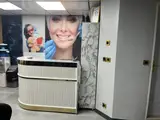 کلینیک دندانپزشکی دکتر منادی
