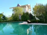 باغ ویلا امارت سفید
