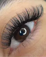 خدمات زیبایی اکستنشن مژه روشا