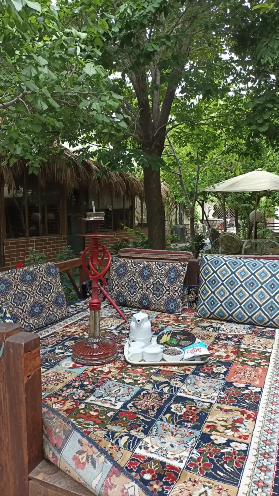 باغ رستوران علی بابا