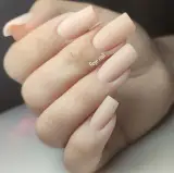 خدمات تخصصی ناخن روژه