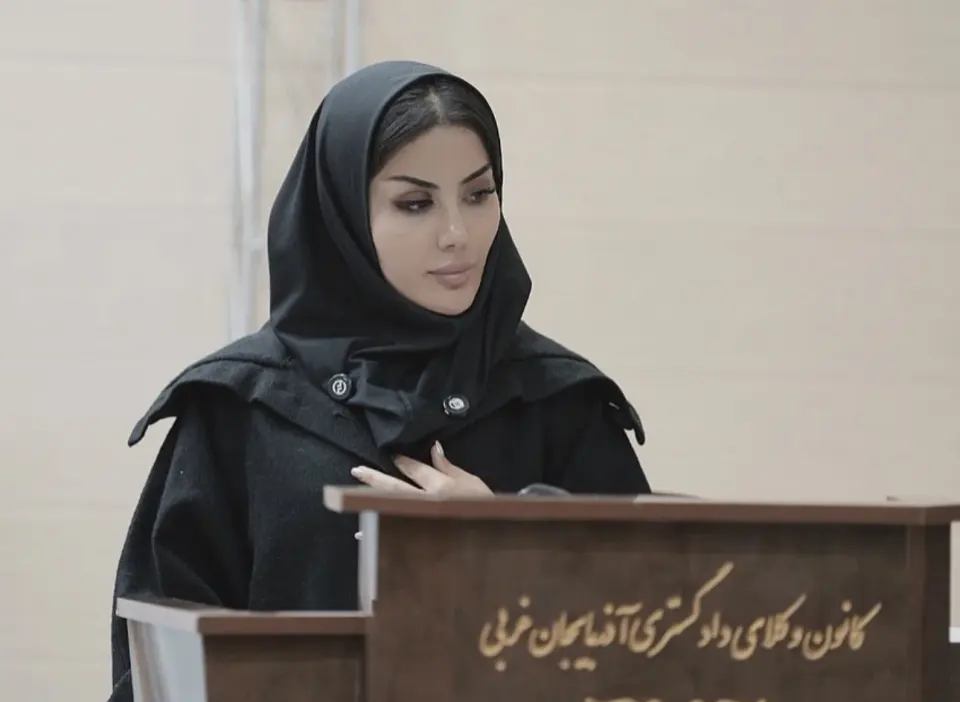 وکیل پایه یک دادگستری نیلوفر نوری