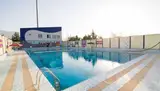 استخر و باشگاه روباز بهشت مادران