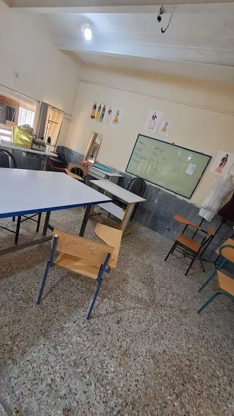 هنرستان امام خمینی
