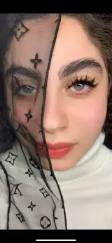 مرکز تخصصی ناخن و مژه کوثر