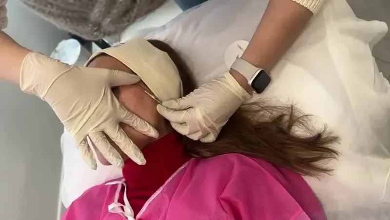 فیشال و پاکسازی تخصصی پوست سارا جلالی