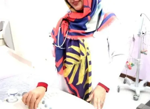 دکتر ایلناز بابک