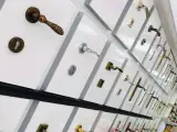 فروشگاه قفل و دستگيره باباحسين