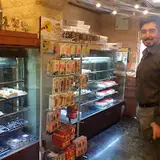 قنادی هانس