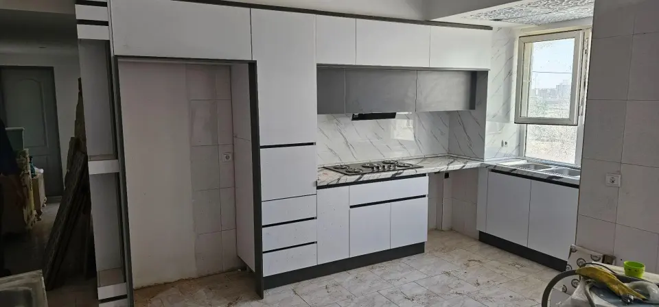 دکوراسیون وکابینت آرین