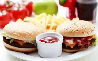 پیتزاتنوری پت و مت