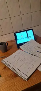 آموزش آنلاین زبان آلمانی و انگلیسی