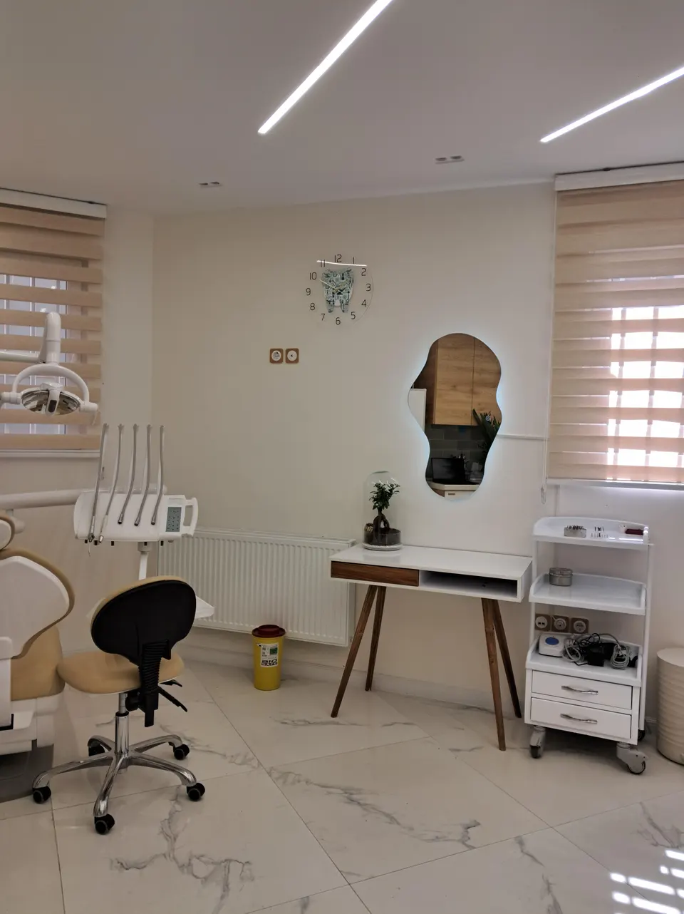 کلینیک دندانپزشکی دکتر حوریه مشک افشان