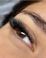 آموزش و خدمات فوق تخصصی مژه لیدا دلیلی