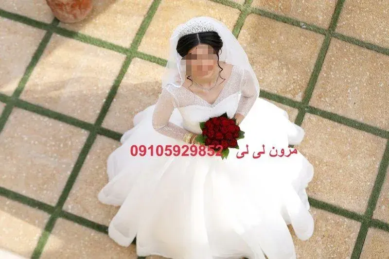 مزون لباس عروس لی لی
