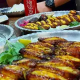 رستوران گلسرخ