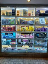 کتاب و نوشت افزار نیمکت