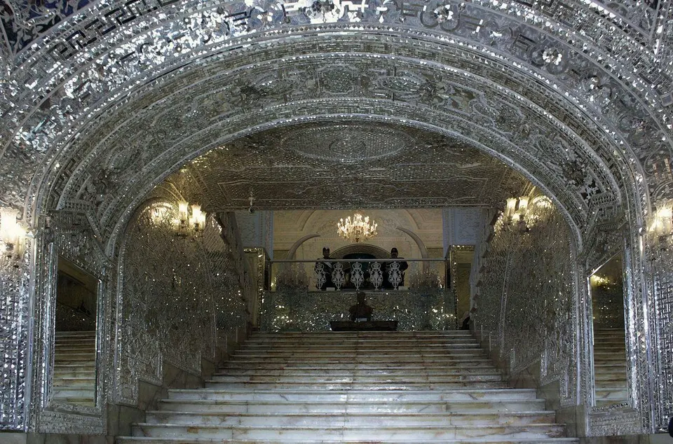 تالار آینه