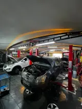 تعمیرگاه ۱۱۱خدمات تخصصی خودروهای خارجی