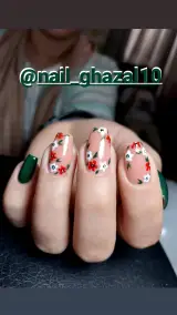 خدمات تخصصی کاشت ناخن غزل