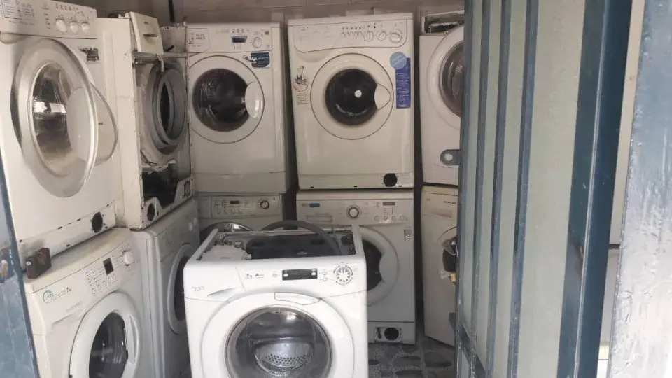 خدمات لباسشوئی فتحی