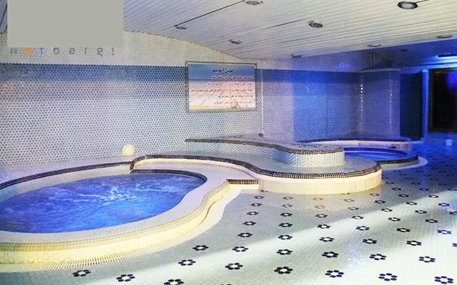 استخر ۲۲ بهمن مینی سیتی