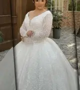 مزون لباس عروس لی لی