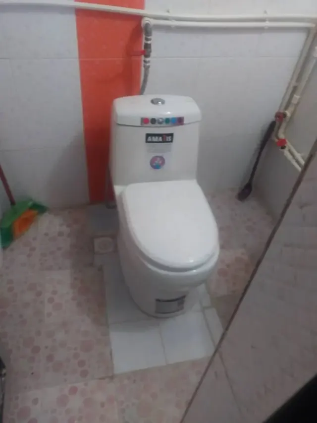 عباس اذرینور