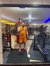 باشگاه بدنسازی اسطوره