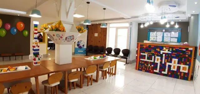 کلینیک دندانپزشکی مهر آوید