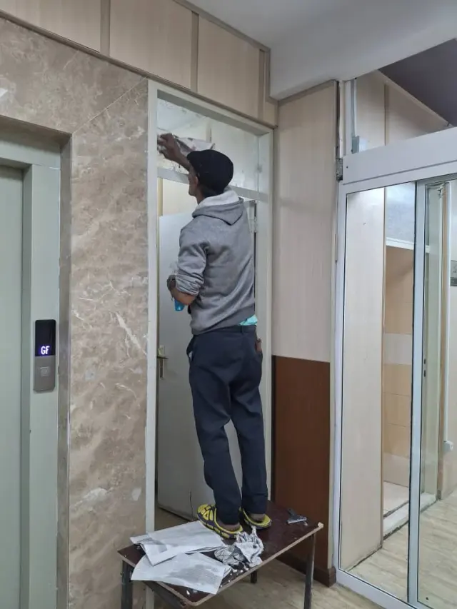 شرکت خدمات نظافتی پاکینه گستر سرخ آبی