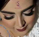 خدمات و آموزش میکاپ شایسته