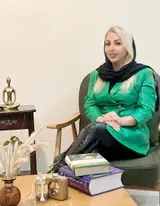 دکتر روانشناس آزاده ایزد