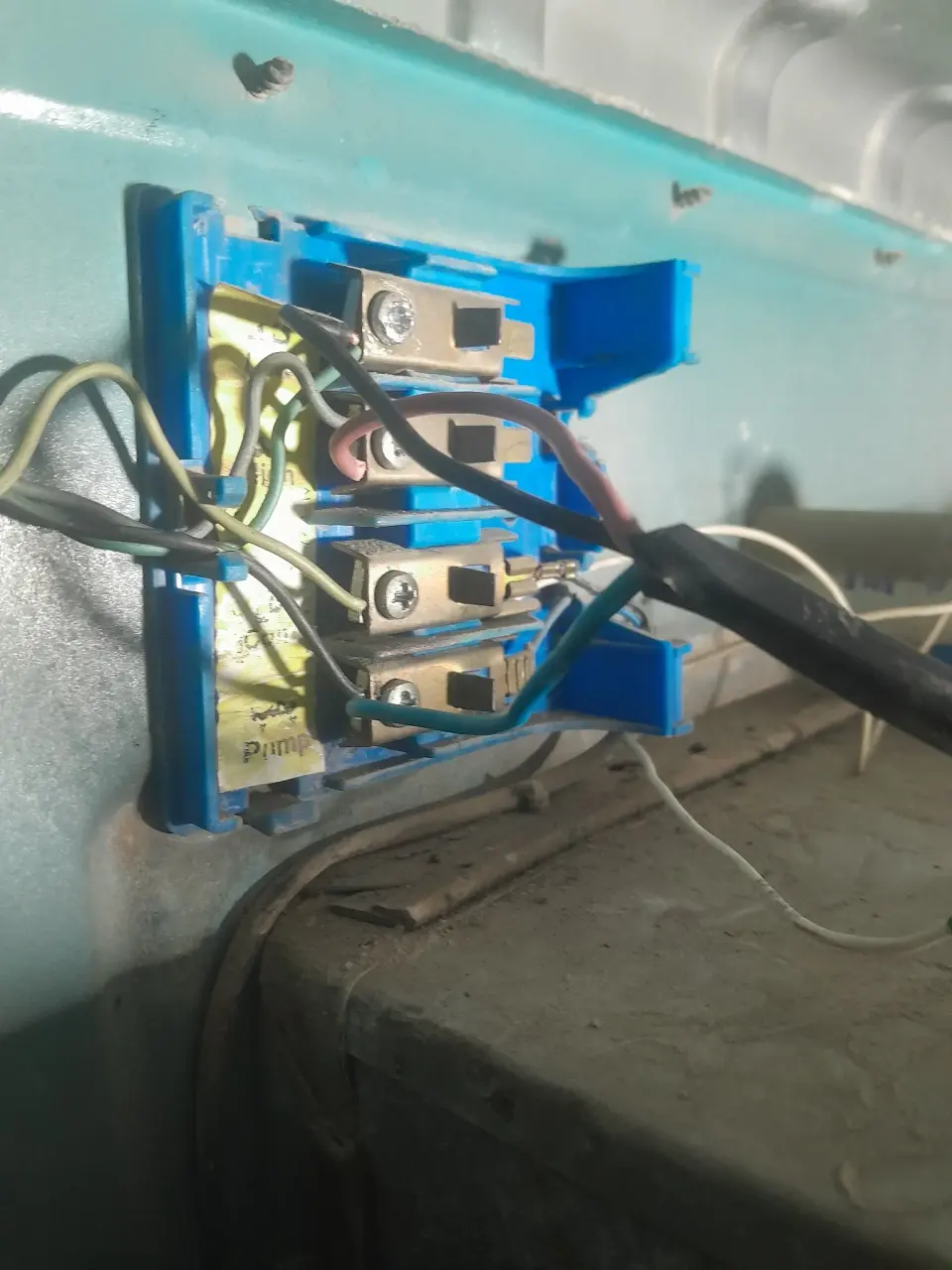 برق وعیب یابی عباس