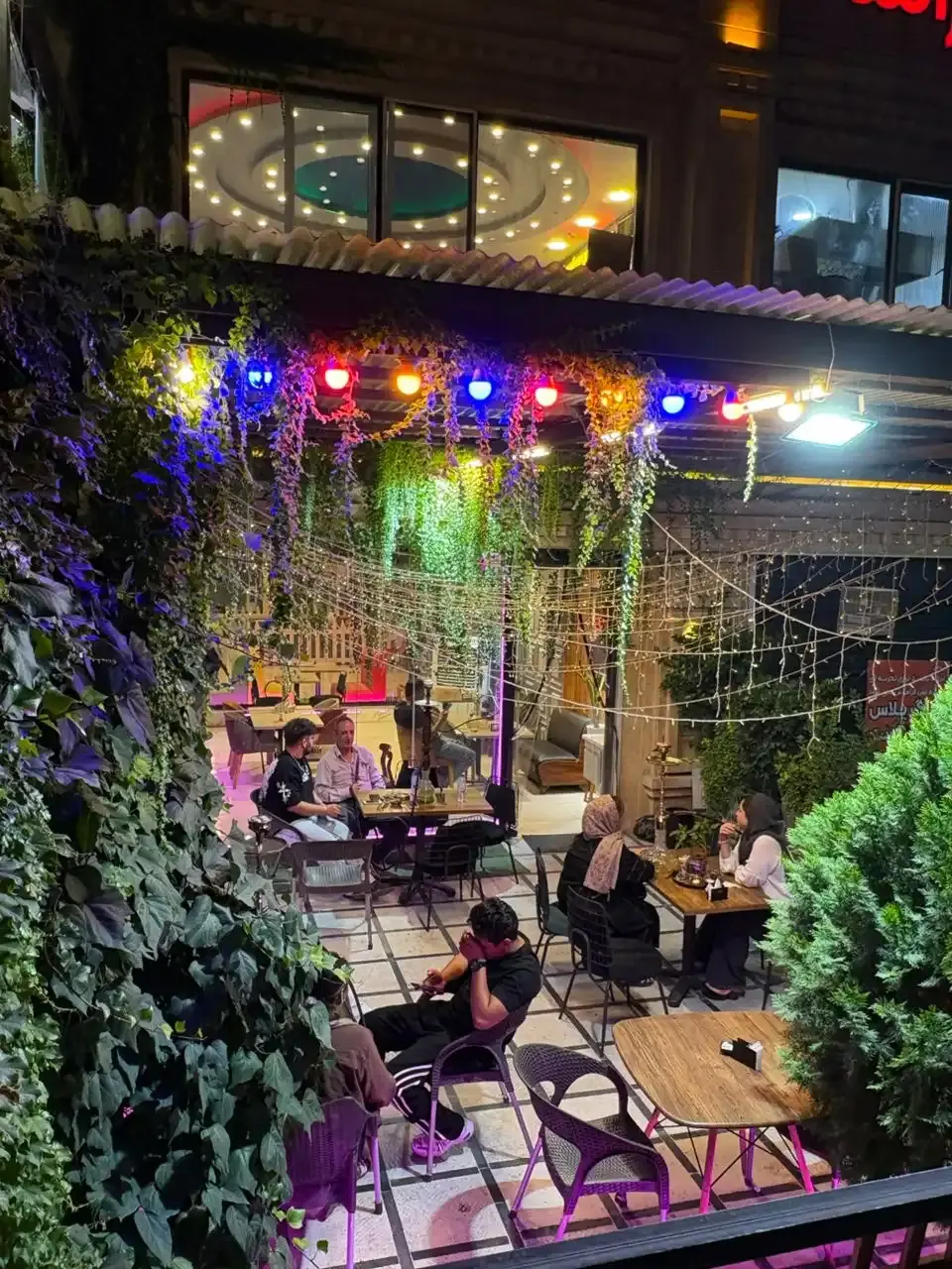 کافه نورا