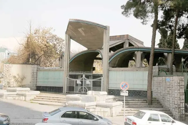 موزه تاریخ (تماشاگه تاریخ)