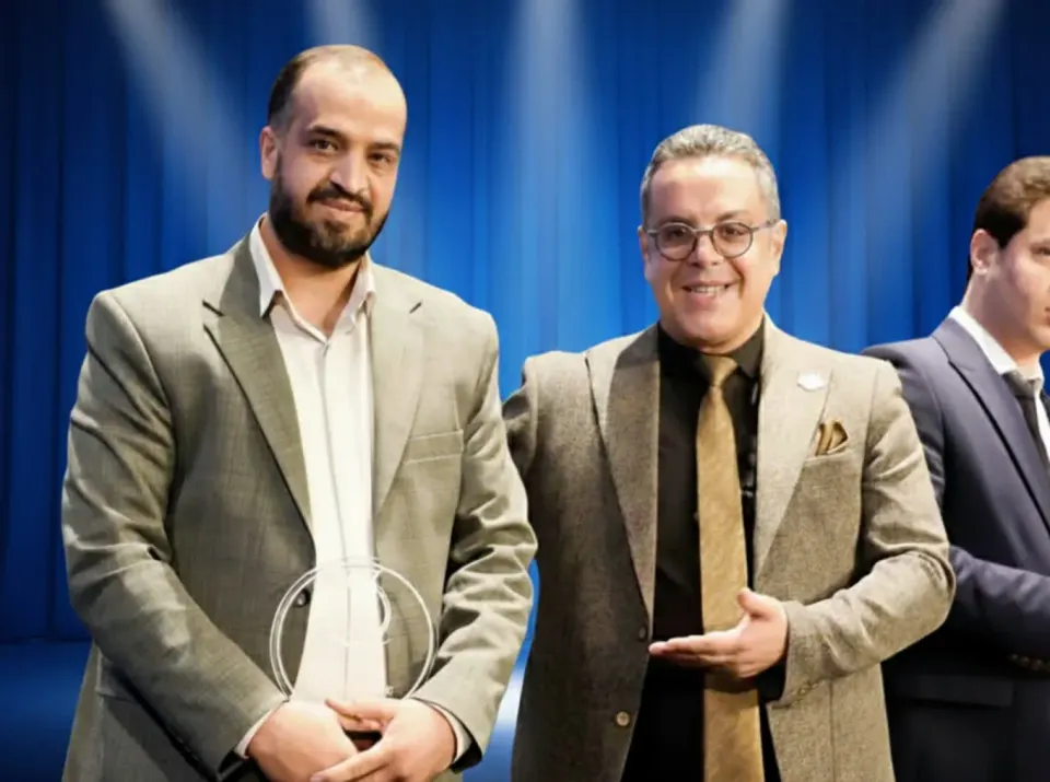 گروه وکلای شفیع حق (متخصص دعاوی ملکی و کیفری)