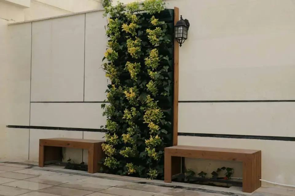 طراحی و اجرای دیوار سبز