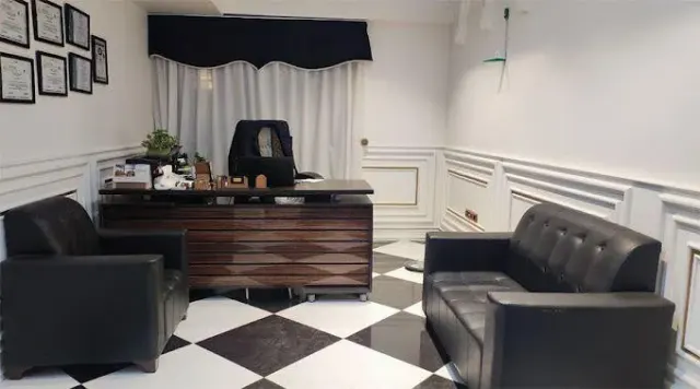 دکتر مسعود خورشیدی