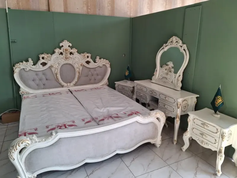تخت و سرویس خواب شاه چوب