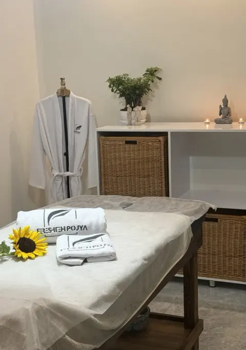مجموعه ماساژ و یوگای فرشته پویا (بانوان)