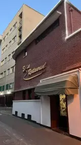 رستوران سوئیس (رستوران هتل فردیس)