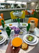 رستوران یاقوت