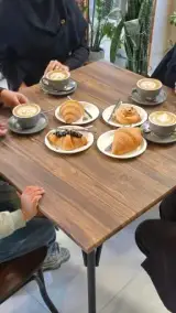 کافه بیکری باونان